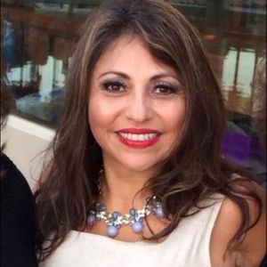 Meet your Posher, Leticia